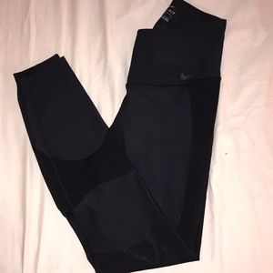 Nike leggings - NEVER WORN